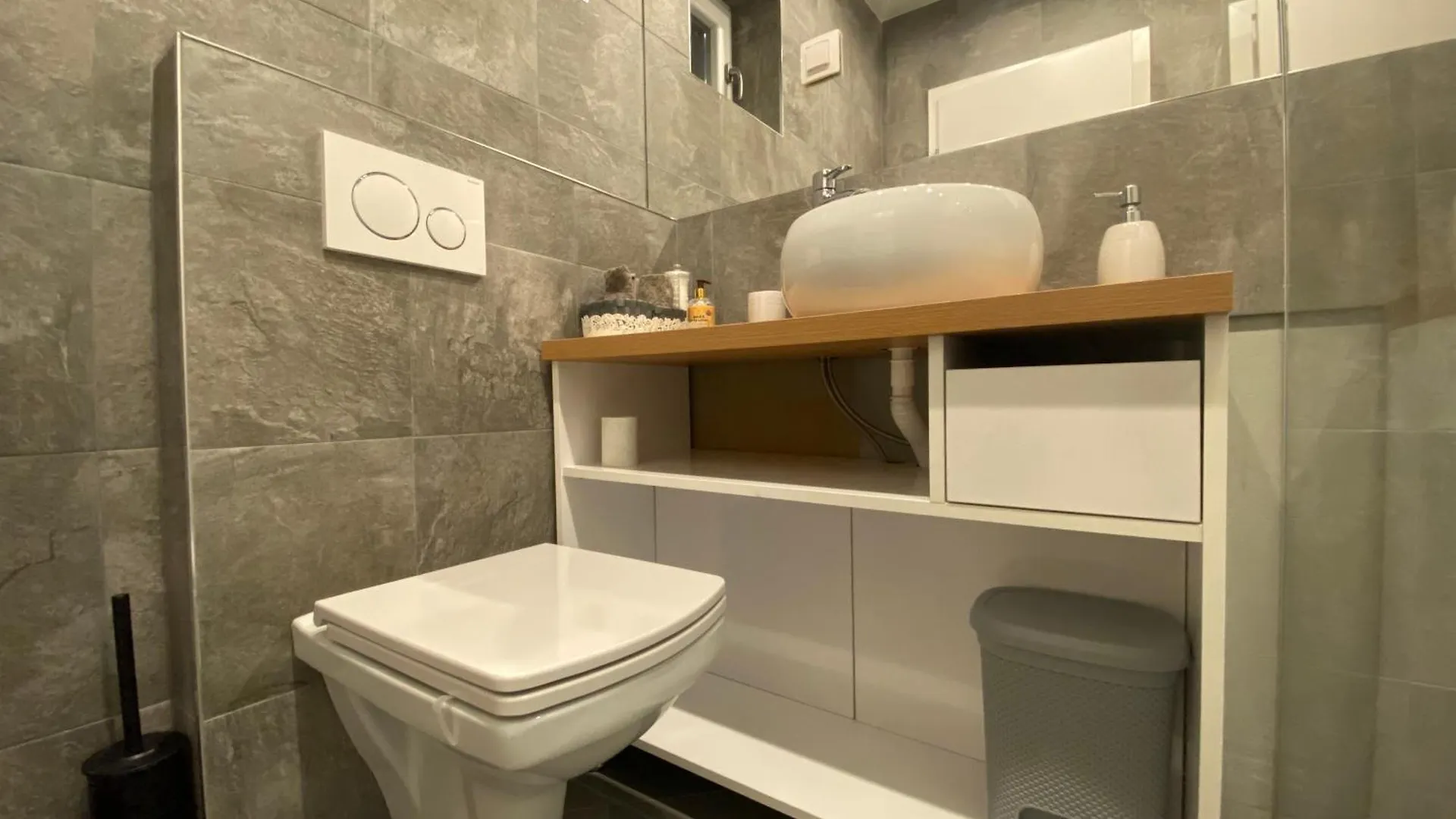 Eden Studio Bucarest Roumanie